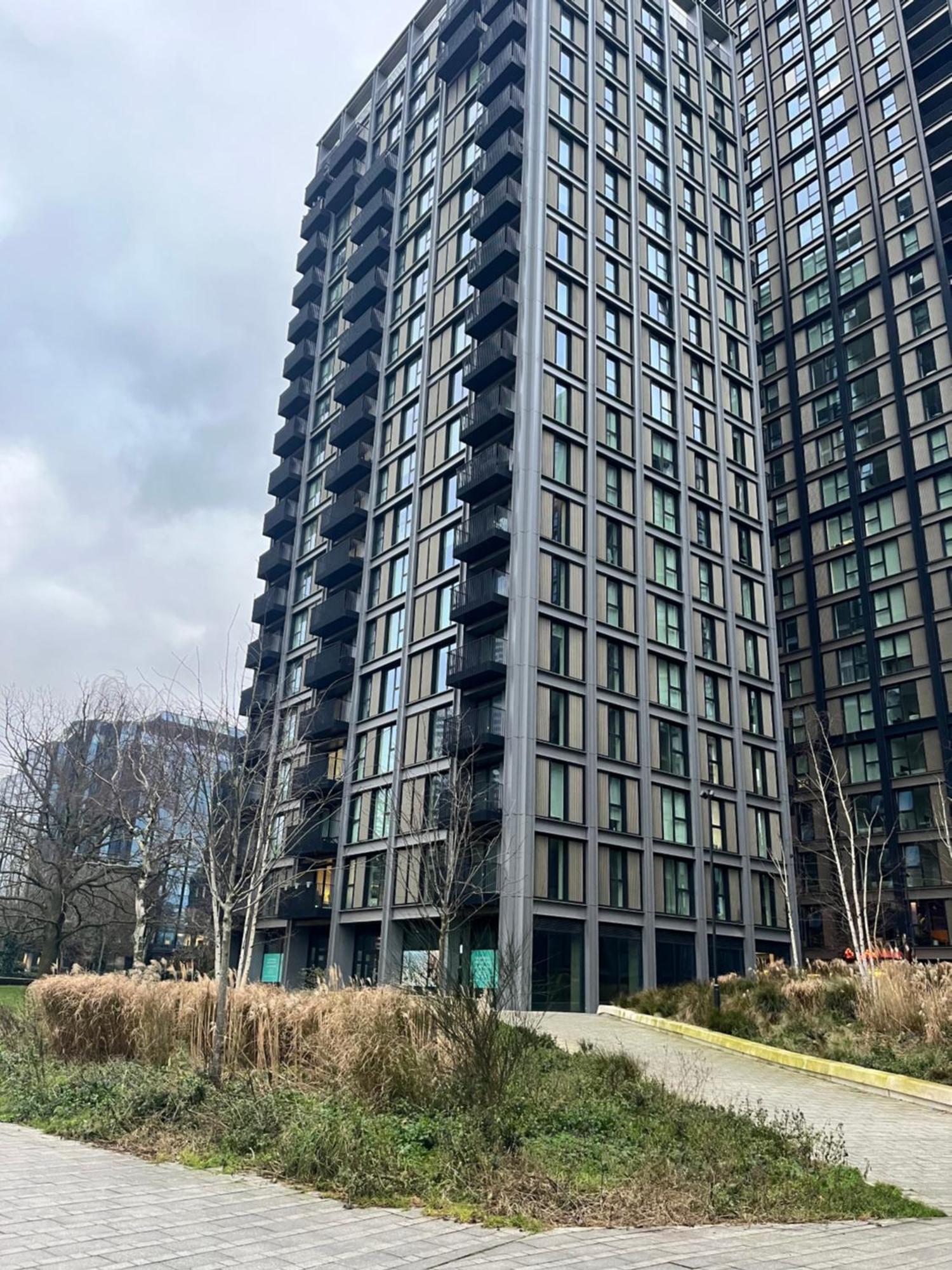 Place For Couples And Girls Only Londres